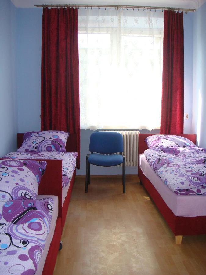 Hostel Omega Rzeszów Exteriör bild