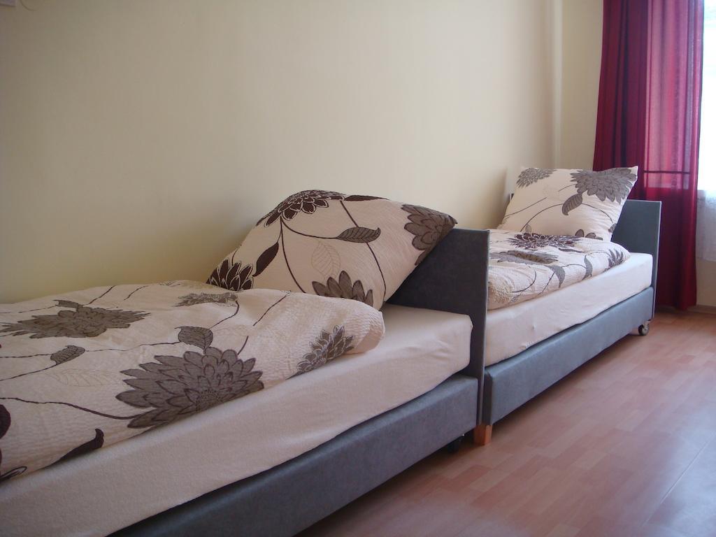 Hostel Omega Rzeszów Exteriör bild
